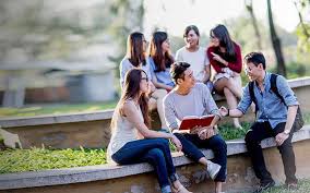 8-ky-nang-ma-gen-z-can-nam-vung-truoc-khi-ra-truong