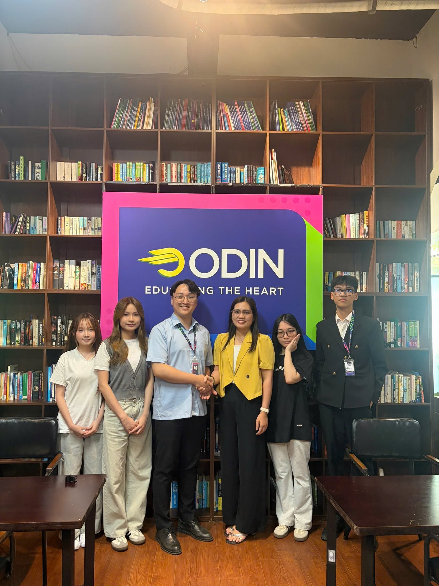 internship-2026-sinh-vien-k60-ipop-bat-dau-cham-ngo-the-gioi-nhan-su